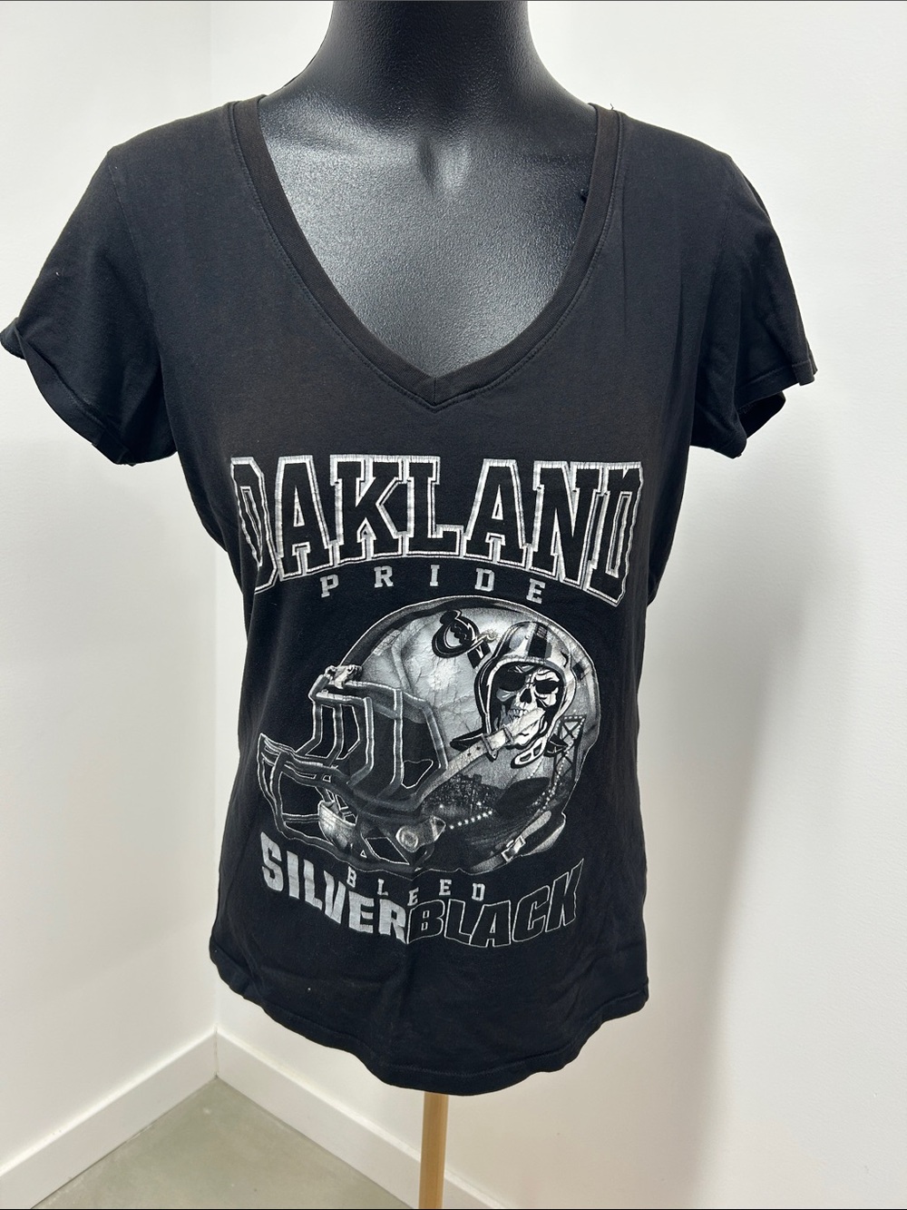 Oakland Pride V-Neck Graphic Tee - Black & Silver - Women